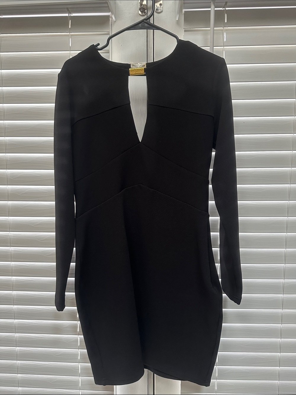 Kardashian Kollection Black Long-Sleeve Keyhole Bodycon Dress